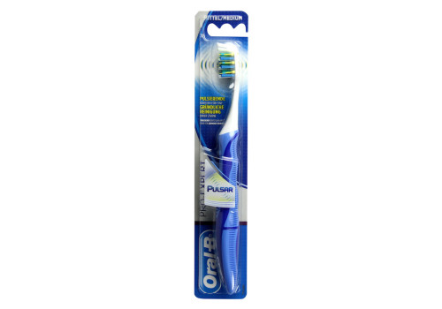 ORAL B ProExpert Pulsar 35 mittel Zahnbürste – PZN 6475170 (PZN 6475170)